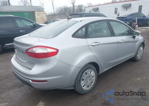 2016 Ford Fiesta S z USA, uszkodzony, nr VIN 3FADP4AJ2GM180123